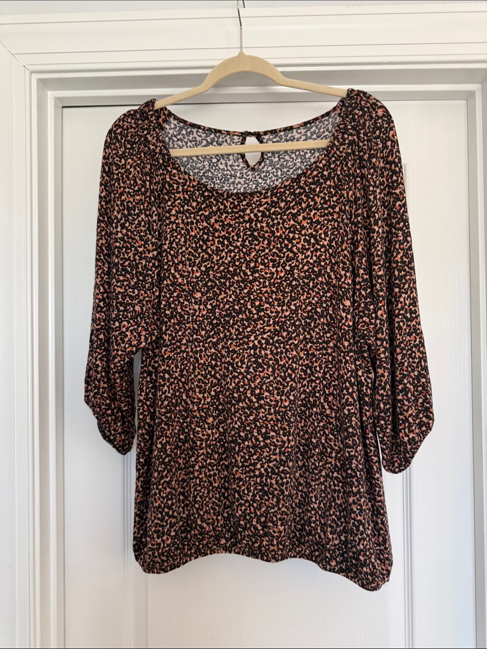 LOFT Womens Black & Pink Leopard Print Scoop Neck Top Size XL Stretchy Drapey